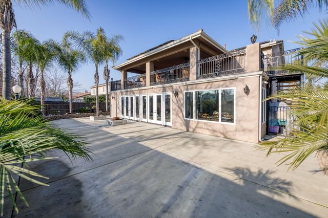 5733 W Babcock Avenue, Visalia, CA 93291