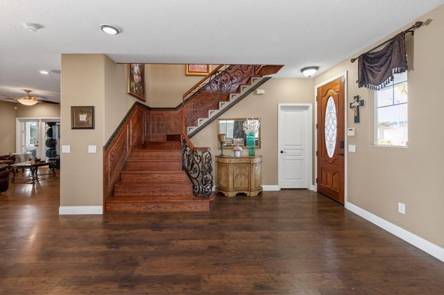 5733 W Babcock Avenue, Visalia, CA 93291