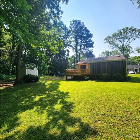134 N Rose Ave, Highland Springs, VA 23075