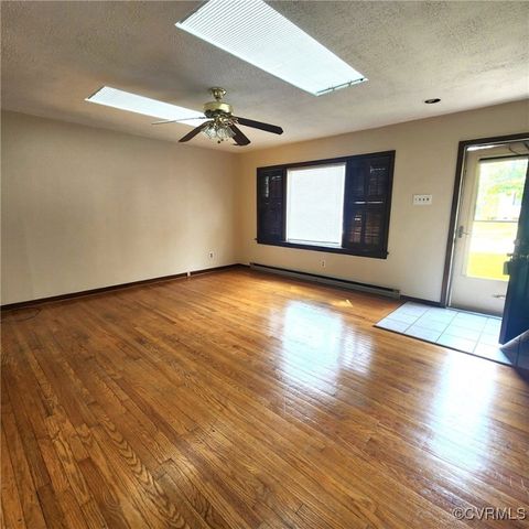 134 N Rose Ave, Highland Springs, VA 23075