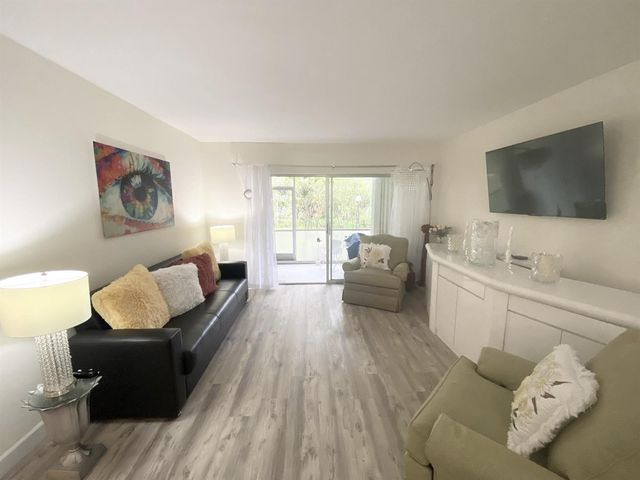 2760 SW 22nd Avenue 1707, Delray Beach, FL 33445