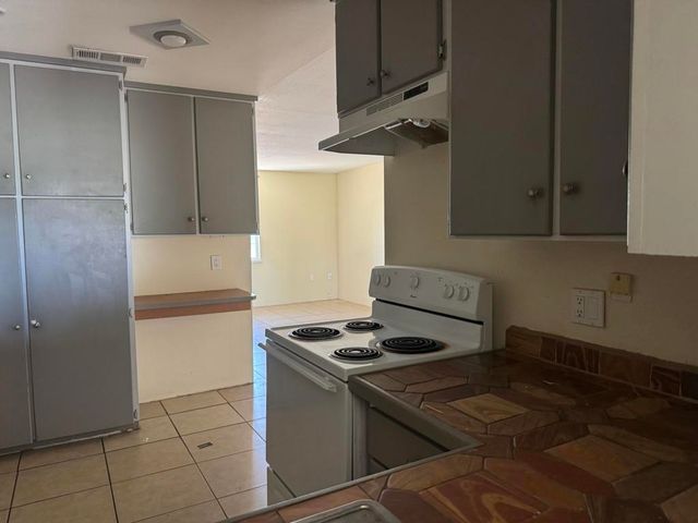 77650 California Drive, Palm Desert, CA 92211