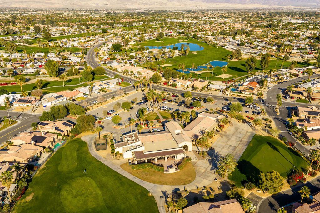 Image 22 of property listing at 77650 California Drive, Palm Desert, CA 92211