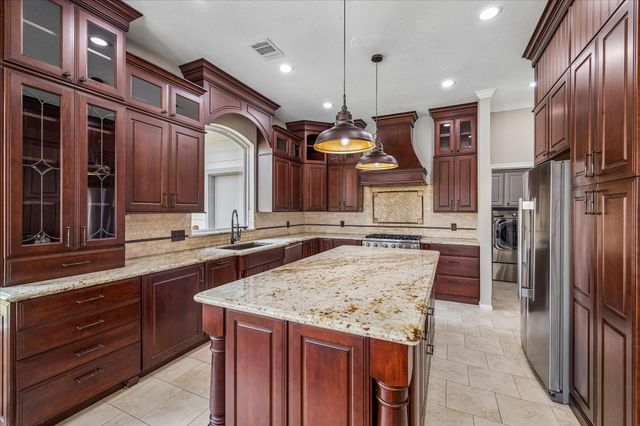 123 N Concord Forest Circle, The Woodlands, TX 77381