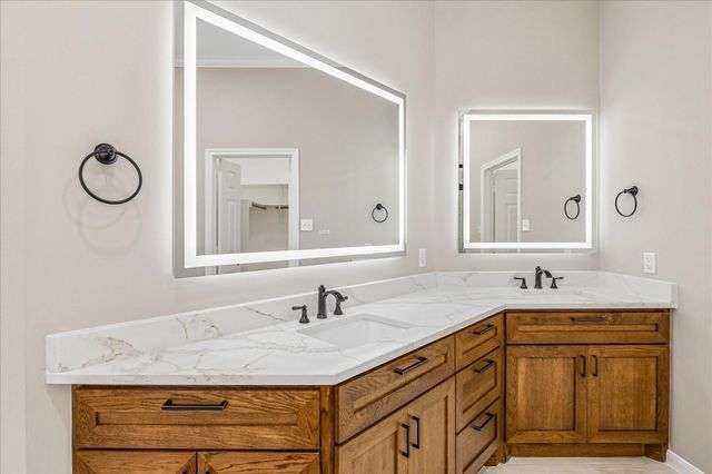 123 N Concord Forest Circle, The Woodlands, TX 77381