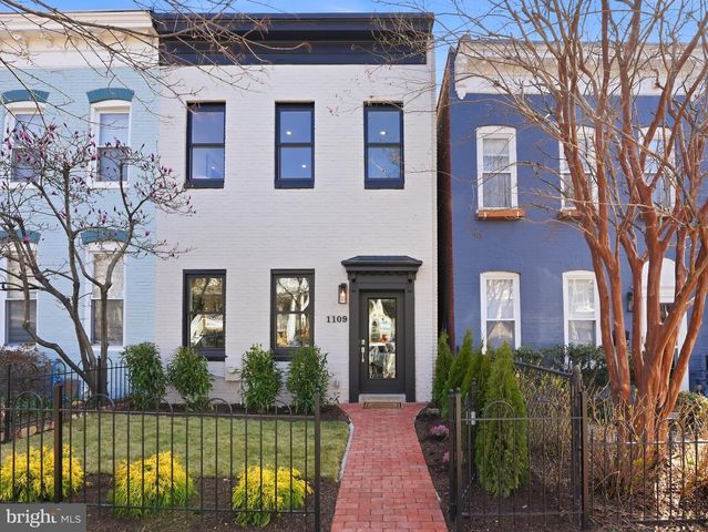 1109 4TH ST NE, Washington, DC 20002