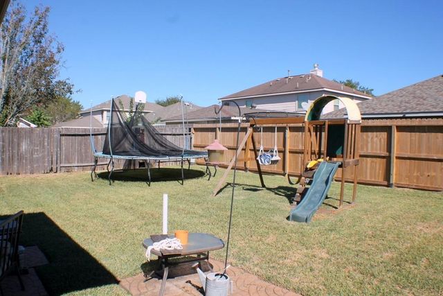7910 Autumn Fall Street, Baytown, TX 77523