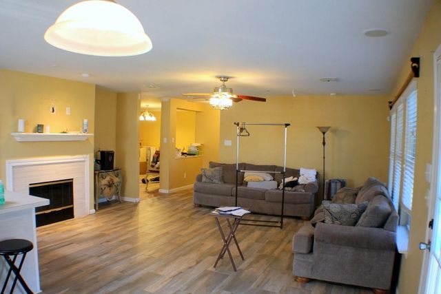 7910 Autumn Fall Street, Baytown, TX 77523