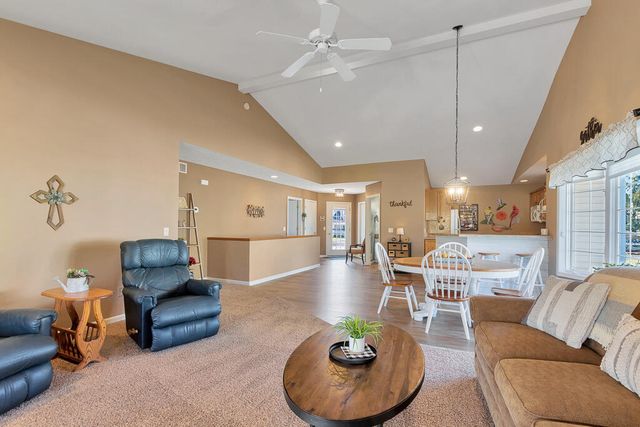 8905 N Clearwater Drive, Zeeland, MI 49464