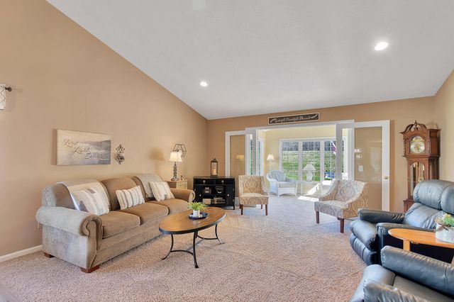 8905 N Clearwater Drive, Zeeland, MI 49464