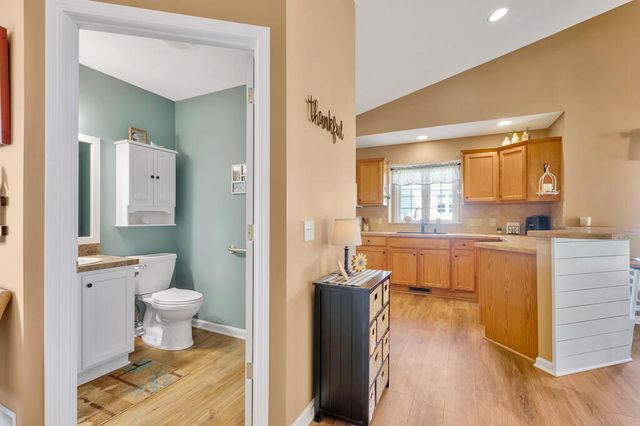 8905 N Clearwater Drive, Zeeland, MI 49464