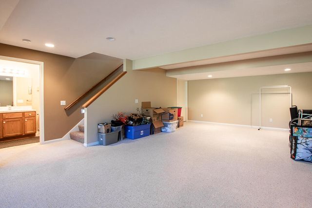 8905 N Clearwater Drive, Zeeland, MI 49464