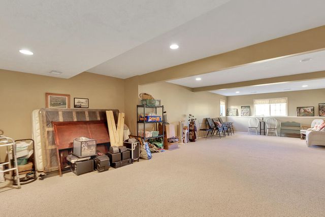 8905 N Clearwater Drive, Zeeland, MI 49464