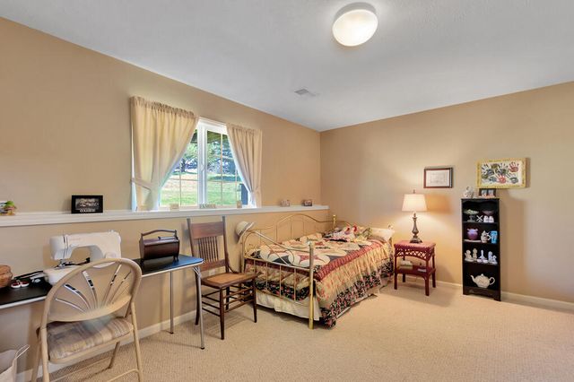 8905 N Clearwater Drive, Zeeland, MI 49464