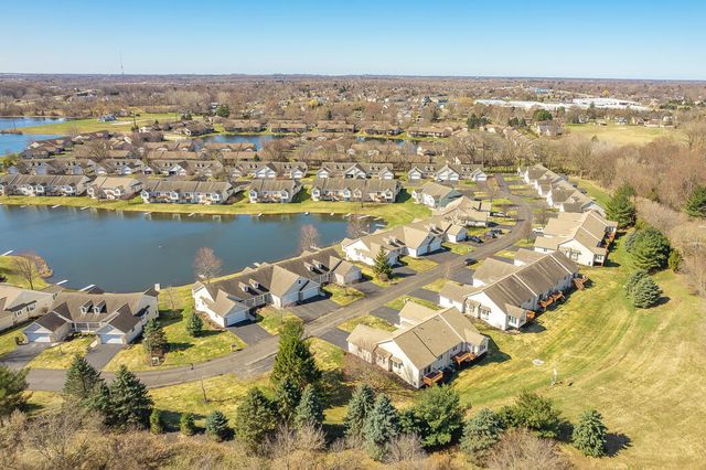 8905 N Clearwater Drive, Zeeland, MI 49464