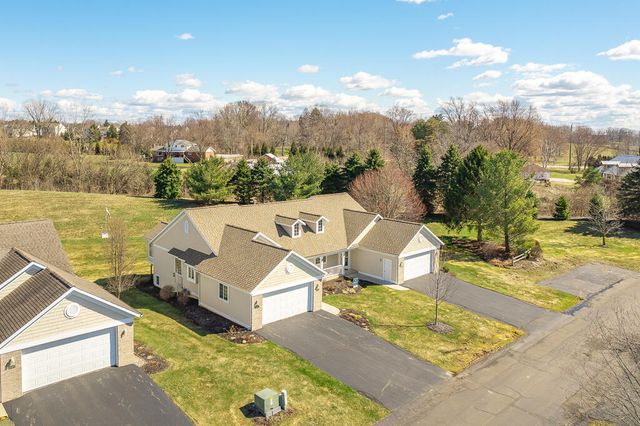 8905 N Clearwater Drive, Zeeland, MI 49464