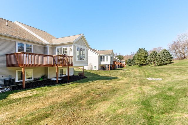 8905 N Clearwater Drive, Zeeland, MI 49464