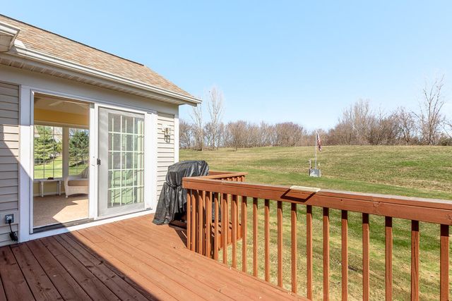 8905 N Clearwater Drive, Zeeland, MI 49464