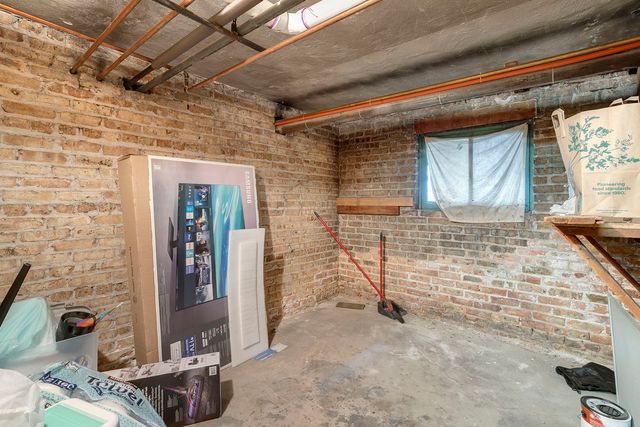 118 N Taylor Avenue 1, Oak Park, IL 60302