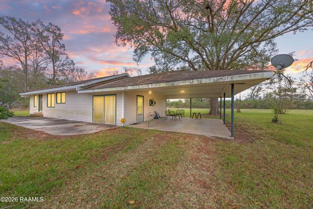 1311 S Main Street, Breaux Bridge, LA 70517