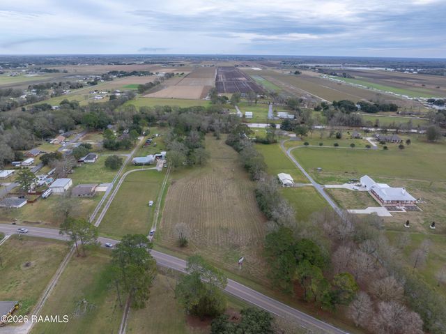 1311 S Main Street, Breaux Bridge, LA 70517