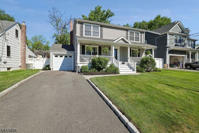 208 Wyoming St, Westfield Town, NJ 07090