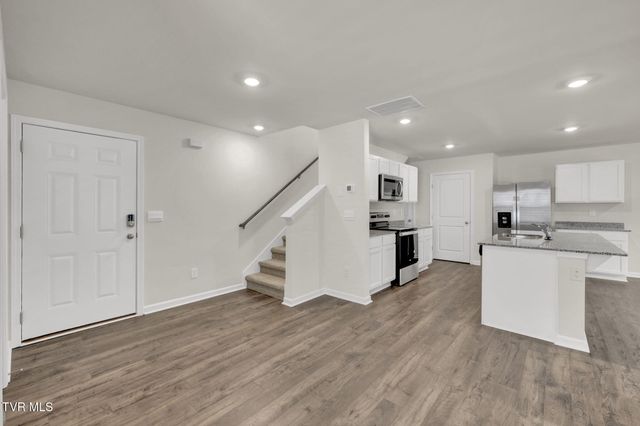 17 Morsel Court, Johnson City, TN 37615