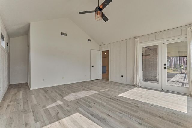 14696 Diamondhead S, Conroe, TX 77356