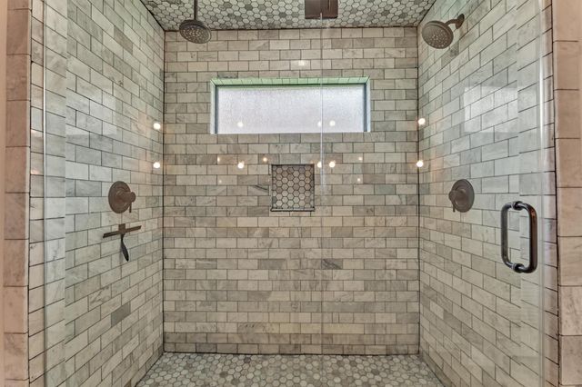 14696 Diamondhead S, Conroe, TX 77356