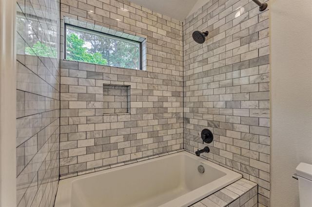 14696 Diamondhead S, Conroe, TX 77356