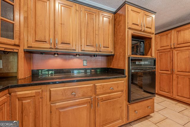137 Broadwater Court, Waleska, GA 30183