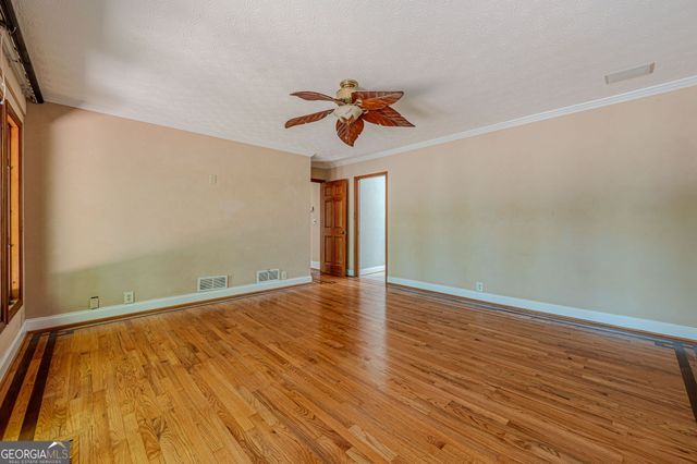 137 Broadwater Court, Waleska, GA 30183