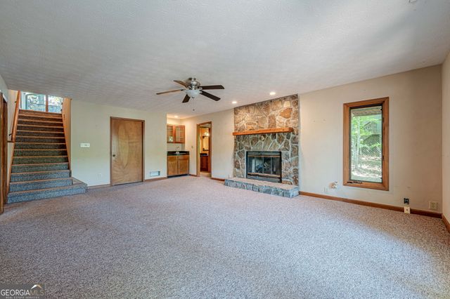 137 Broadwater Court, Waleska, GA 30183