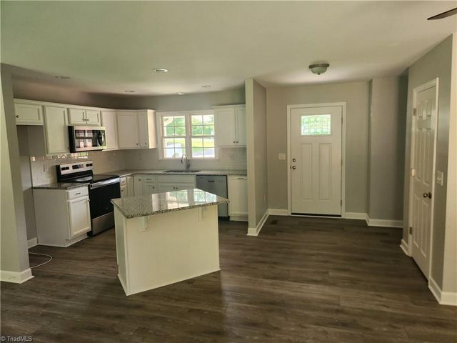 134 Lauten Loop, Madison, NC 27025