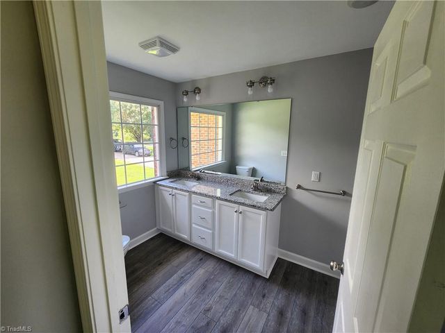 134 Lauten Loop, Madison, NC 27025