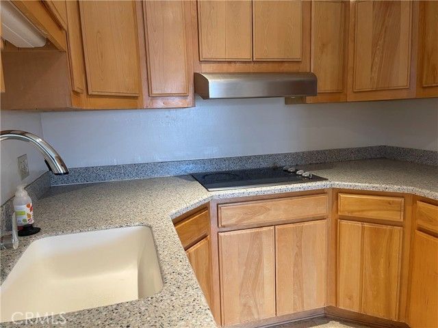 972 E California Boulevard 306, Pasadena, CA 91106