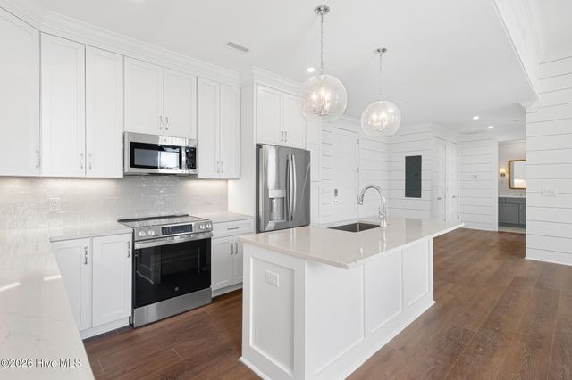 805 Mulberry Street 206, Beaufort, NC 28516