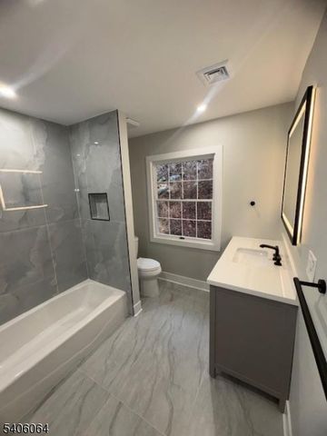 146 Rockaway Rd, Tewksbury Twp., NJ 08833