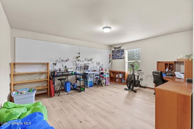 3654 W Calzado Dr, Coeur D'alene, ID 83815