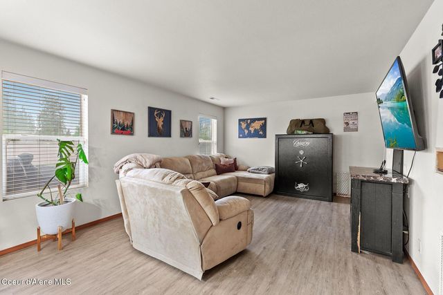 3654 W Calzado Dr, Coeur D'alene, ID 83815