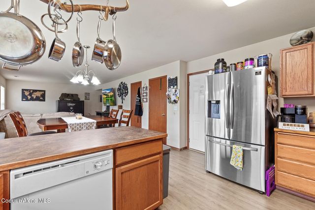 3654 W Calzado Dr, Coeur D'alene, ID 83815