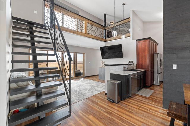 24153 DEWEY LN, Rapid City, SD 57744