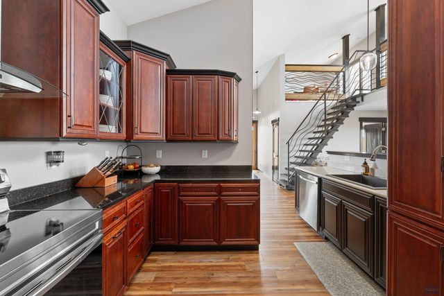 24153 DEWEY LN, Rapid City, SD 57744