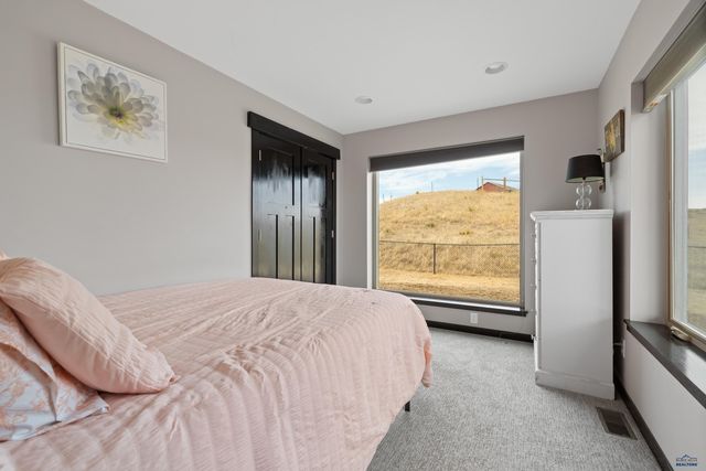 24153 DEWEY LN, Rapid City, SD 57744