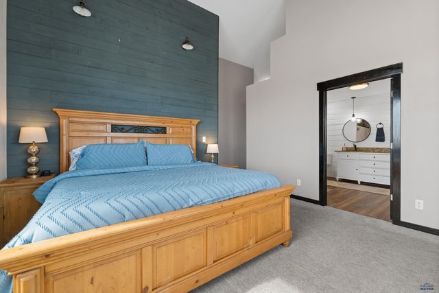 24153 DEWEY LN, Rapid City, SD 57744