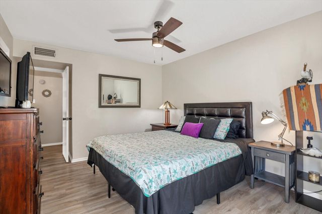 3220 69th Street B8, Galveston, TX 77551