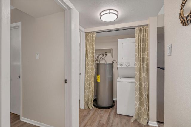 3220 69th Street B8, Galveston, TX 77551