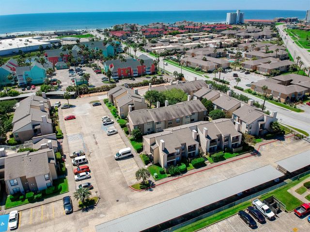 3220 69th Street B8, Galveston, TX 77551