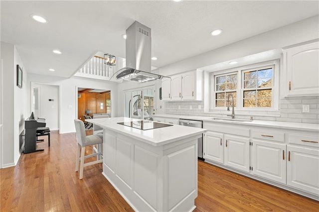 12332 High Drive, Leawood, KS 66209