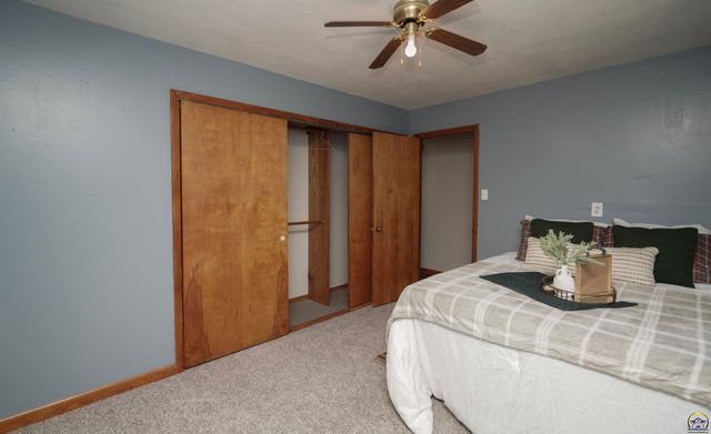 347 E 9th St, Horton, KS 66439